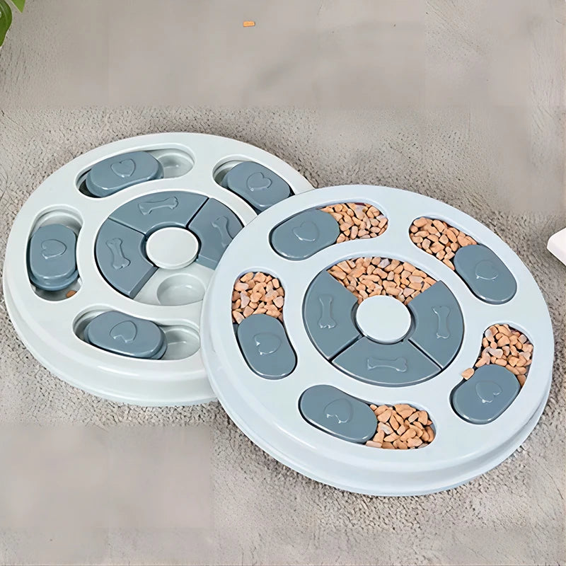 SMARTPLAY™ INTERACTIVE PET FEEDER